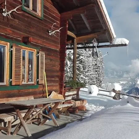 Neukam Huette Nyaraló *